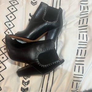 Givenchy Chelsea Bootie Black Leather Open Toe Ankle Silver Studded Trim sz36.5